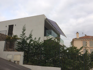 Photo n°18 de MOUGINS STORES ET FERMETURES à Mougins (Magasin de stores et de rideaux)