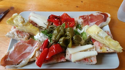 Photos of Chez Andr&eacute;