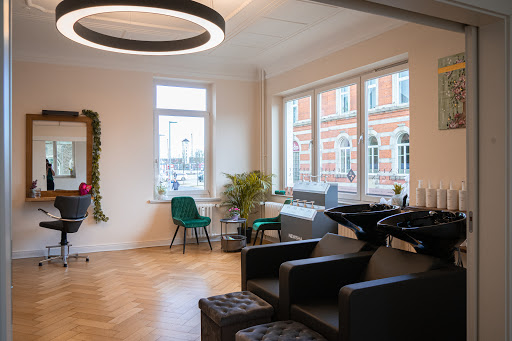 Denise Tietgen Hairdesign - Germany