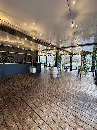 Photo n°5 de La cantine des Michels - Eurocentre | Burger, Sandwich, Salade, Poké et Plat sur place et à emporter à Castelnau-d'Estrétefonds (Restauration rapide)