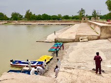 Hiran Minar Tomb