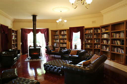 Dean Publishing - Visual