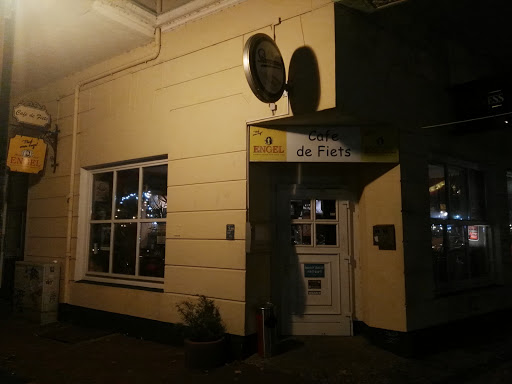 Café De Fiets - Visual