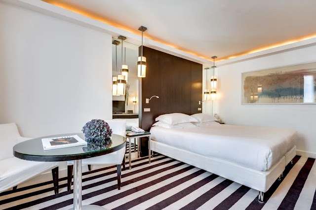 Hotel Le A