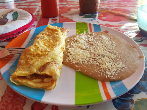 Antojitos Doña Elvira