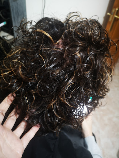 Azabache peluquería con alma
