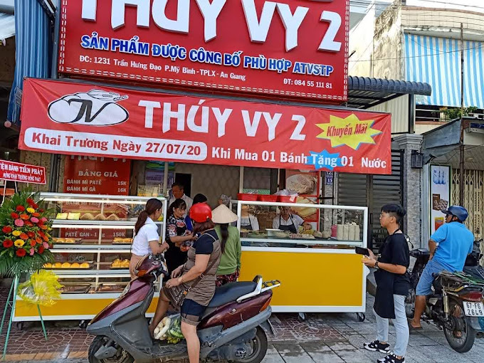 Bánh Mì Thúy Vy 2