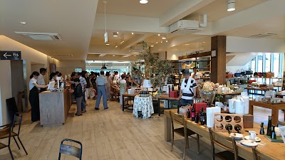 Photos of 井上誠耕園 ファームズテーブル忠左衛門 らしく本館