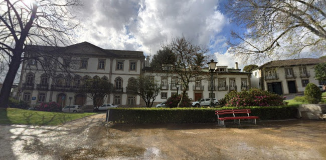 Avaliações doCapela a Virgem Maria, Senhora Nossa em Guimarães - Igreja