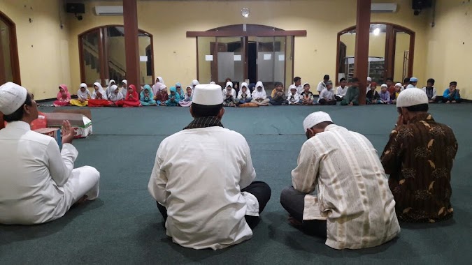 Masjid Jami & Panti Asuhan Yatim Piatu Al - Mukhlisin, Author: Farhan World