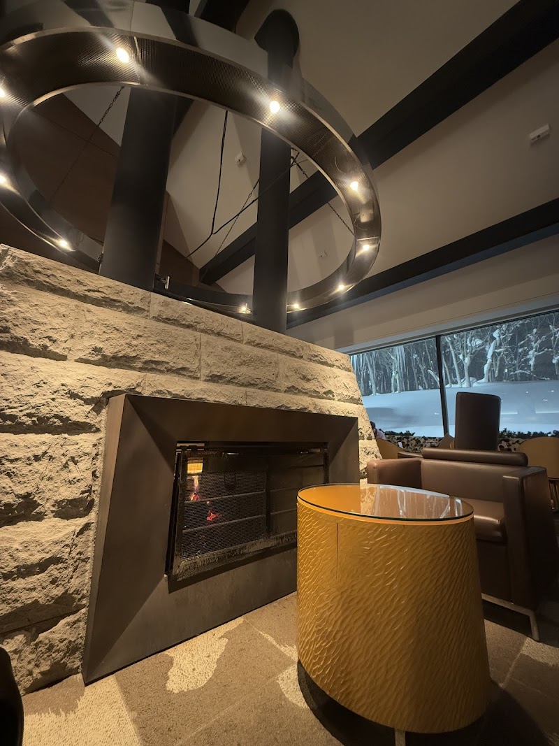 ロビーラウンジ フォレスターラウンジ