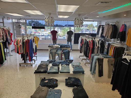 Moda 4 Less - Visual