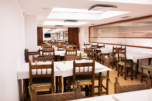 Bar Quin - Visual