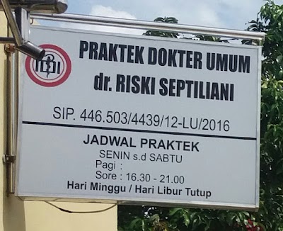 Photos of Praktek Dokter Umum dr.Riski Septiliani