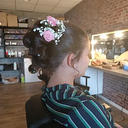 Photo n°15 de Beauty Coulisse&Clinique du Cheveu à Guesnain (Magasin de perruques)