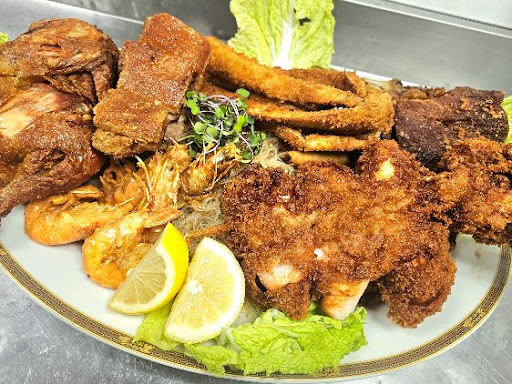 The Noypitz Decatur Bar & Grill - Photo 1