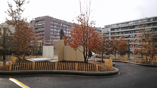 Kommentare und Rezensionen über Genève-Champel