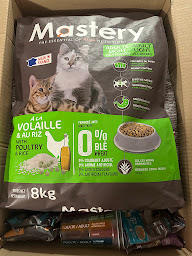 Photo n°3 de Maître Croquettes - Livraison croquettes chiens et chats à Trélazé (Magasin d'alimentation animale)