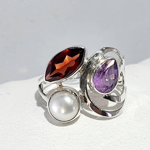 Silver Gem Cairns Gallery - Australia