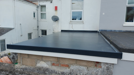 A & M Fibreglass Flatroofing