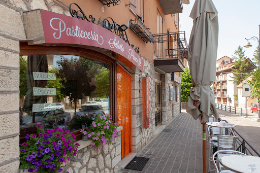 Pasticceria Salotto PanCaffè Gallery - Italy