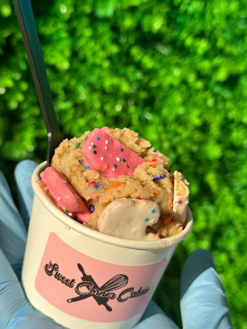 Sweet Corner Cakes by null