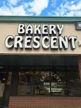 Bakery Crescent by null