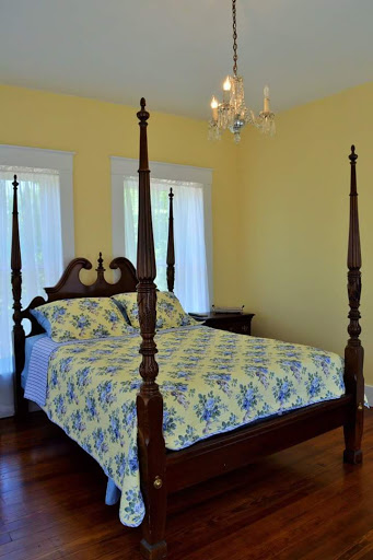 Bell Mansion - Visual