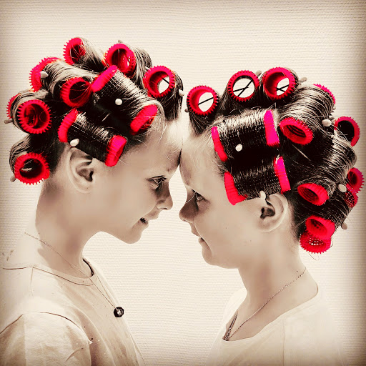 Le Petit Paris coiffure - Thumbnail