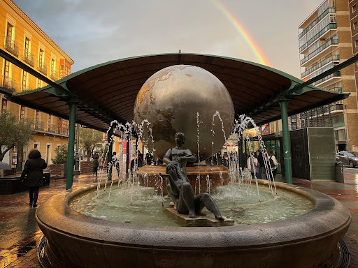 Plaza España Bola del Mundo