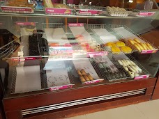 Dunkin Donuts islamabad Service Rd E