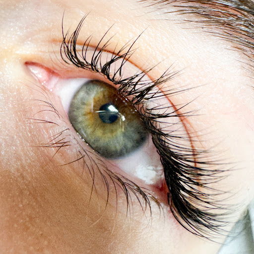 Asma Docrat - Brows & Lashes Beauty Specialist East London