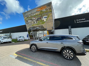 Photo n°22 de Renault Amiens Rivery - Gueudet 1880 à Rivery (Vendeur de voitures d'occasion)