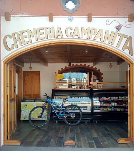 Cremeria: La Campanita Lechera