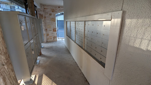 Mailroom - Visual