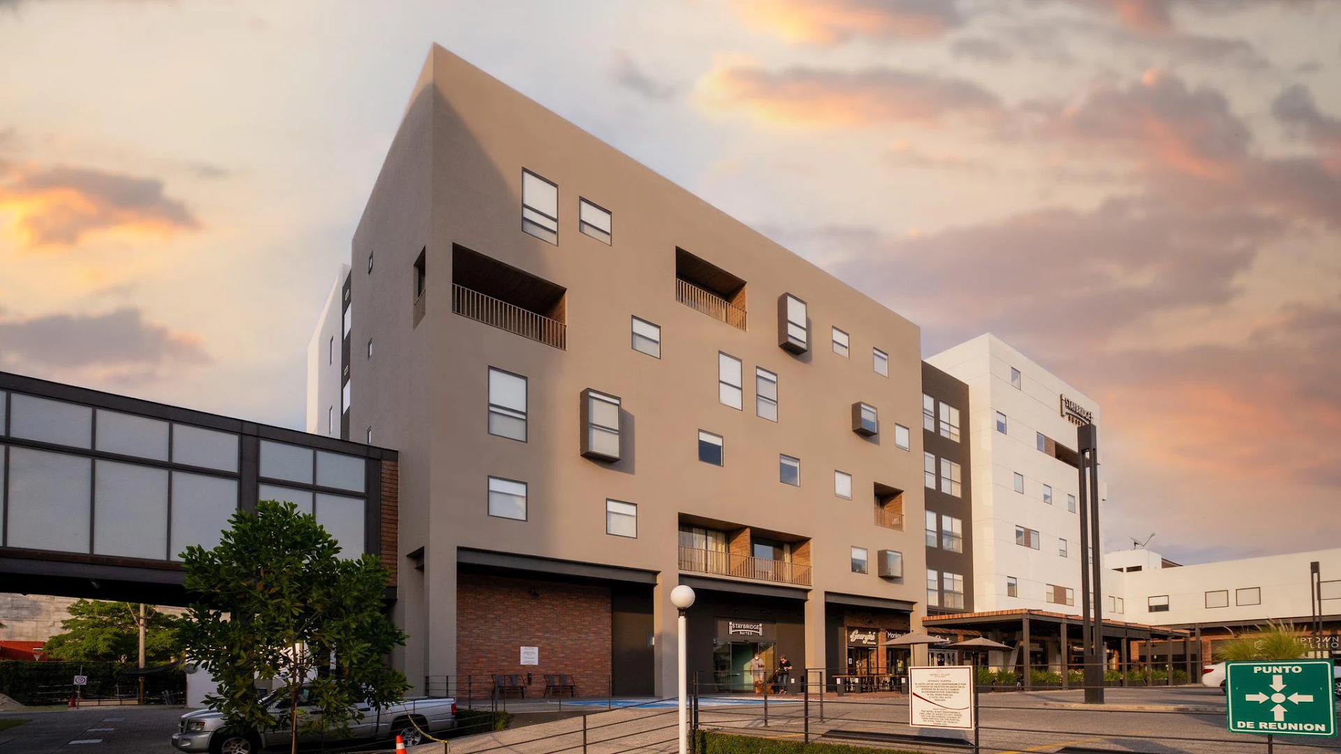 Staybridge Suites Villahermosa by IHG