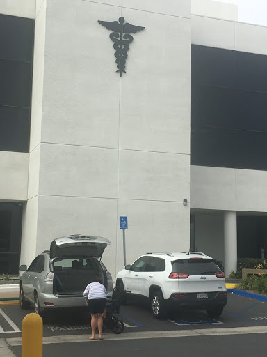 Newport Superior Medical Plaza - Thumbnail