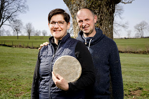 Photo n°17 de GAEC Escourolle à Lugarde (Ferme)