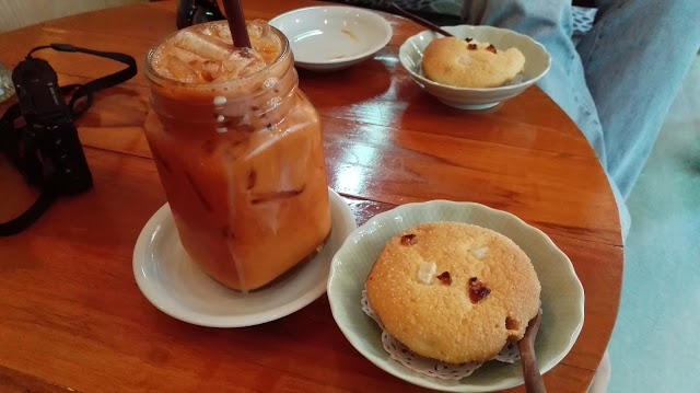 Thanusingha Bakery House