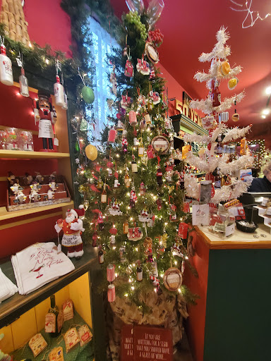 The Christmas Shop - Thumbnail