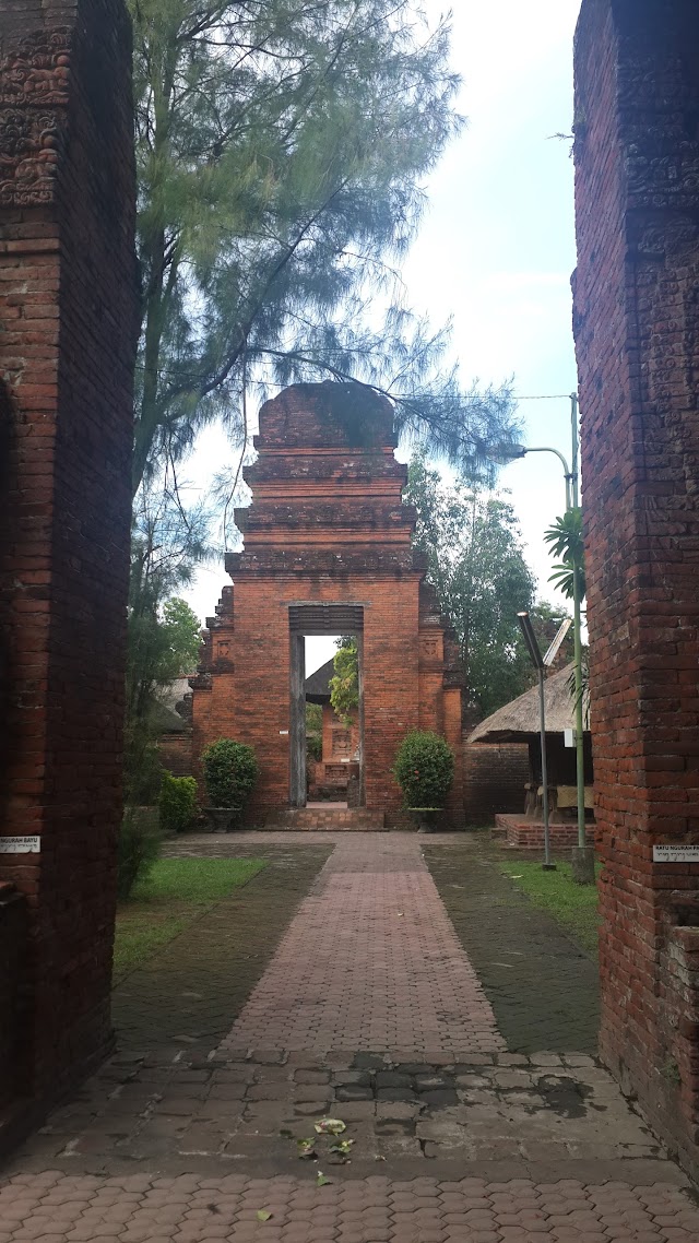 Pura Maospahit