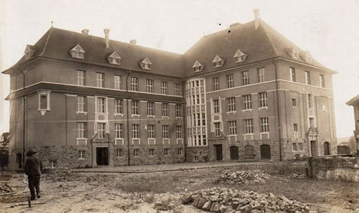 Domschule - Visual