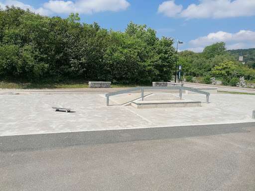 Terrain De Skate - Thumbnail
