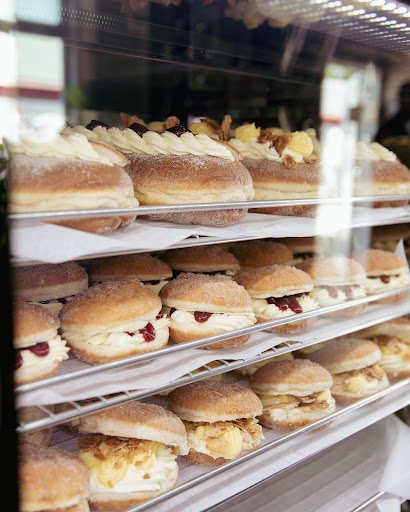 Kenilworth Bakery - Bribie Island Logo