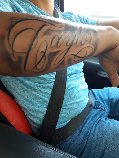 Estilo Ink Tattoo Parlor - Thumbnail