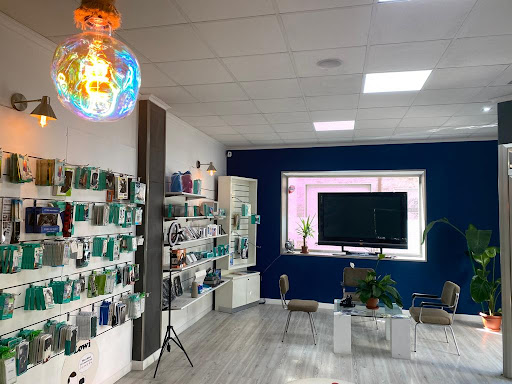 AP-47. EXPERTOS EN TECNOLOGÍA ELECTRÓNICA Y REPARACIONES MÓVILES