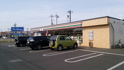 セブン-イレブン 古河上辺見鹿養台店