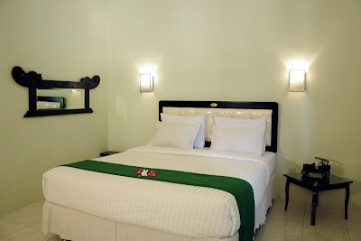 Photos of Green Hotel Pracimantoro