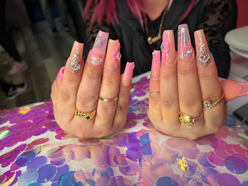 The Pinkys lions - Thumbnail