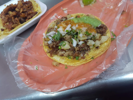 Tacos Y Tortas Tenorio - Thumbnail